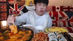 光头哥吃瓜视频,揭秘娱乐圈幕后真相